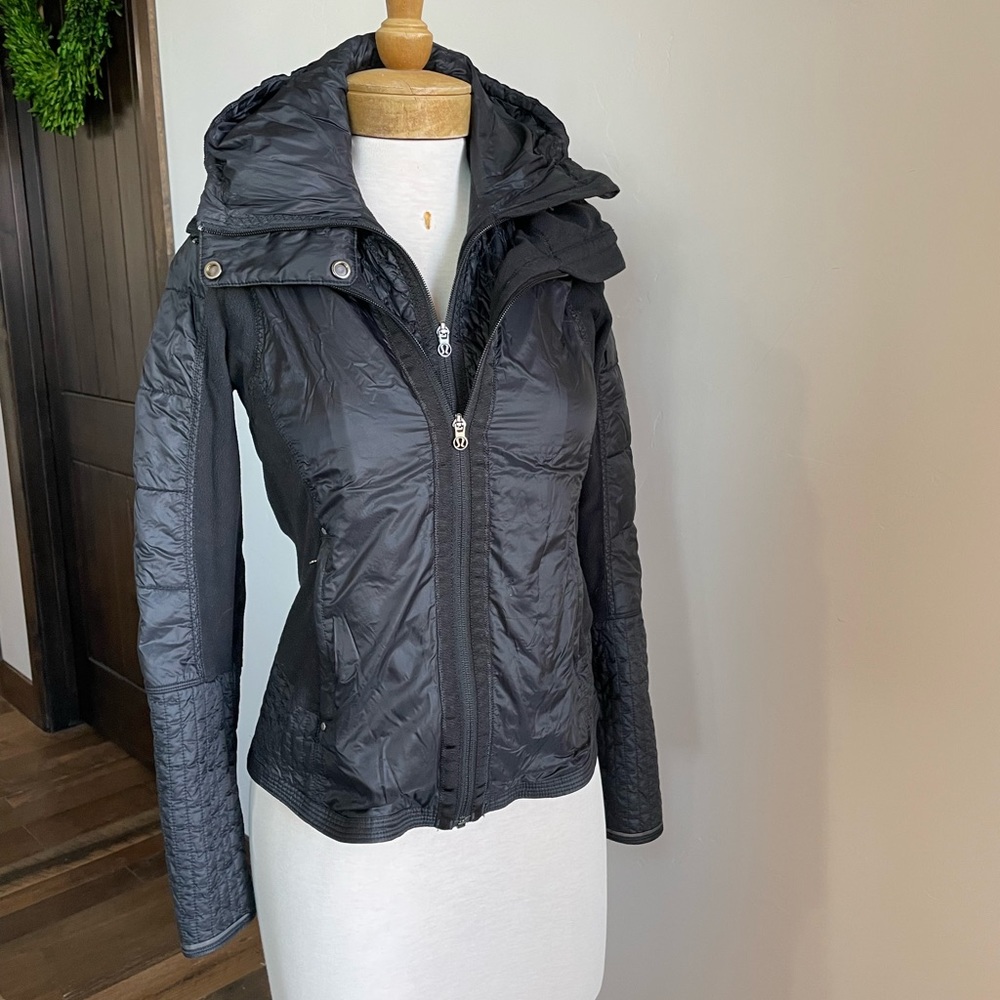 Lululemon Goose Down Jacket Wm 6
